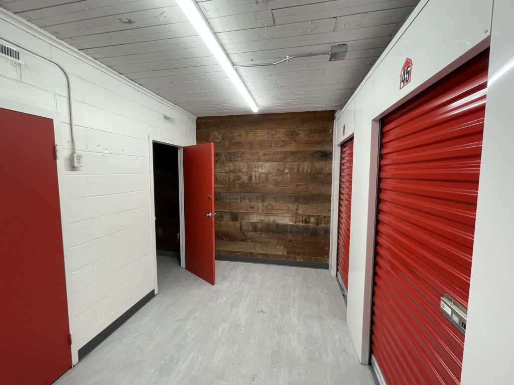 Bathroom and Indoor Climate Controlled Storage Units in Davenport, Iowa at Red Barn Storage