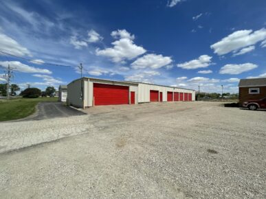 Driive-up storage units at Red Barn Storage in Davenport, Iowa (May 2022)